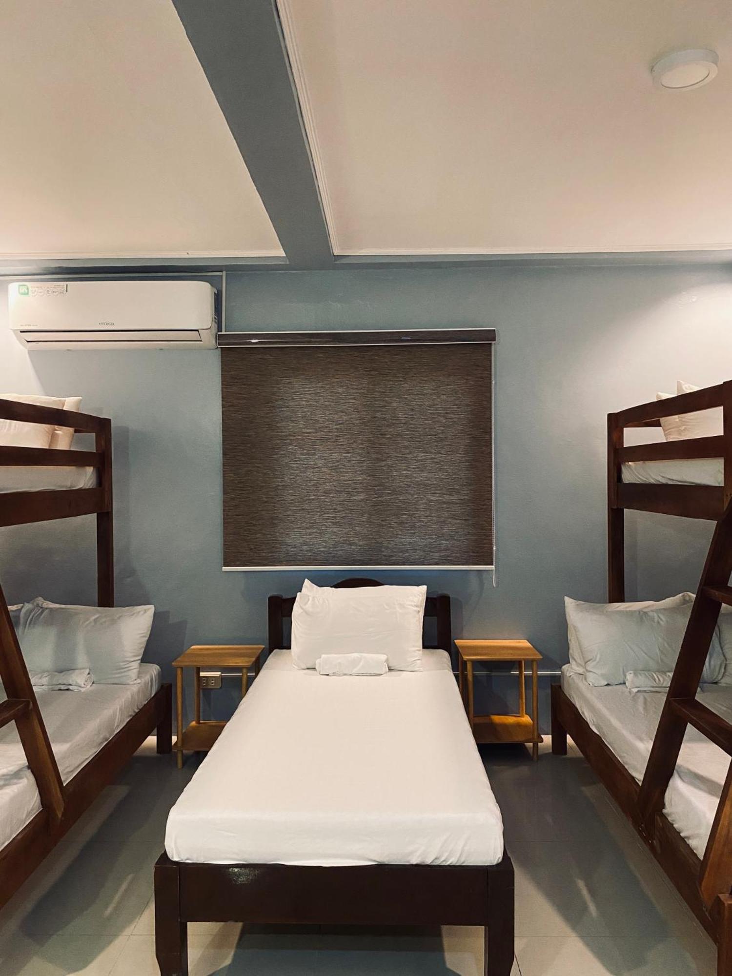 Lakayo Hillside Apartelle 산 후안 외부 사진