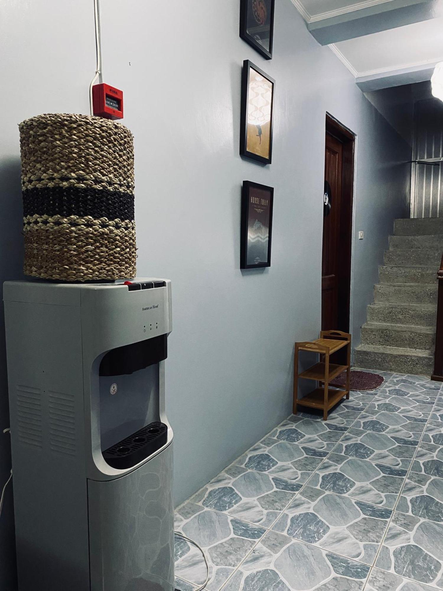 Lakayo Hillside Apartelle 산 후안 외부 사진