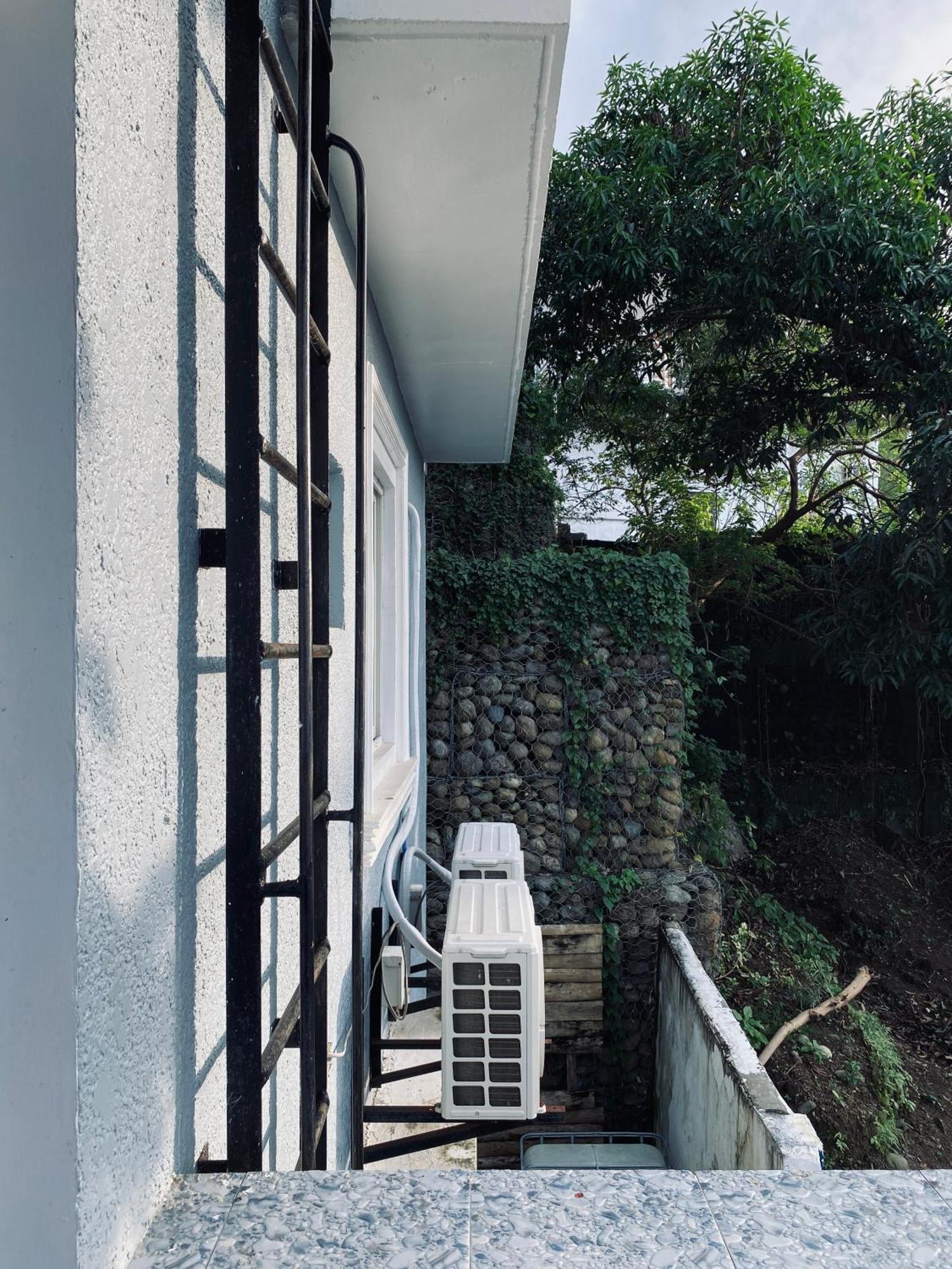 Lakayo Hillside Apartelle 산 후안 외부 사진
