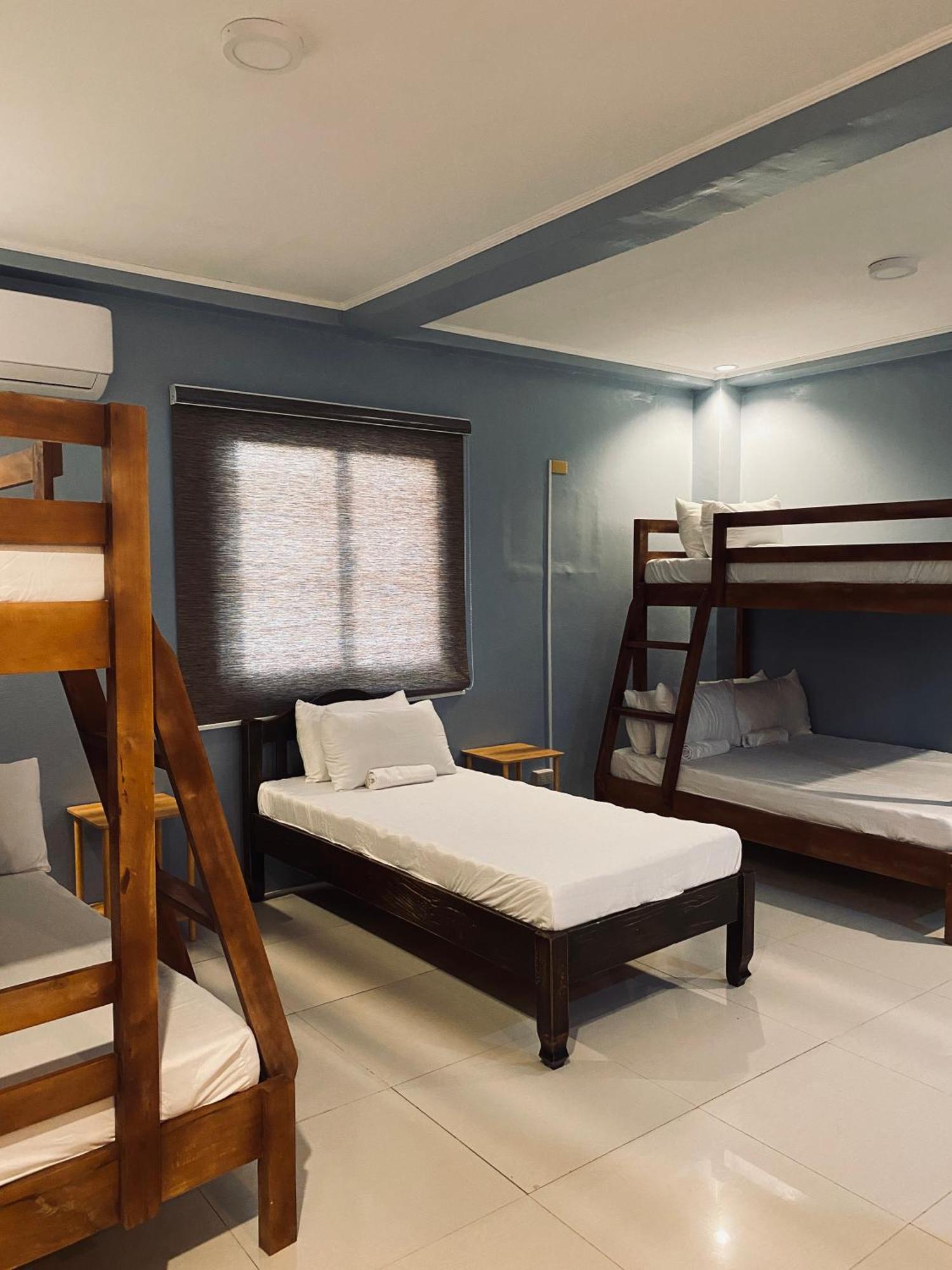 Lakayo Hillside Apartelle 산 후안 외부 사진