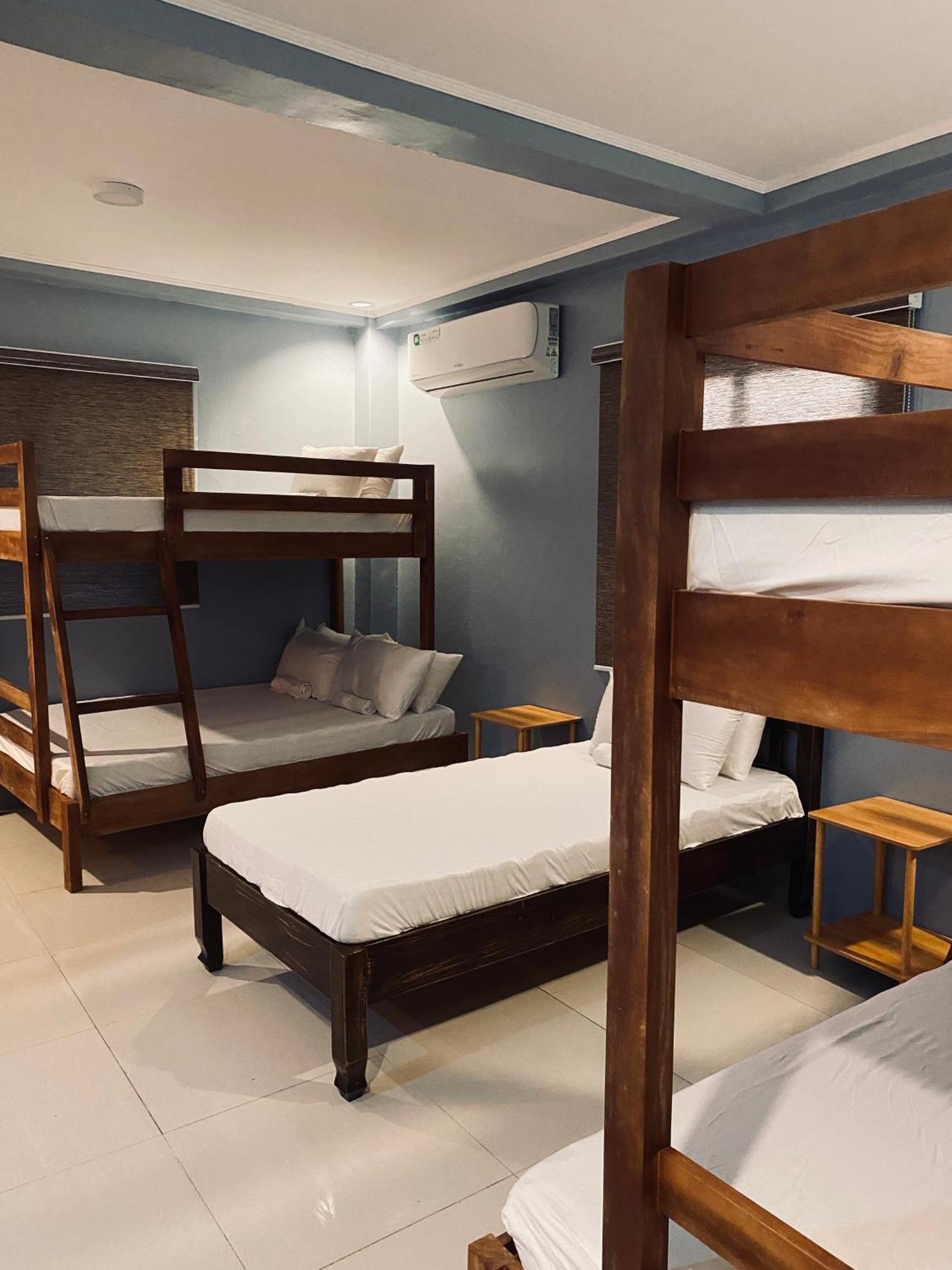 Lakayo Hillside Apartelle 산 후안 외부 사진