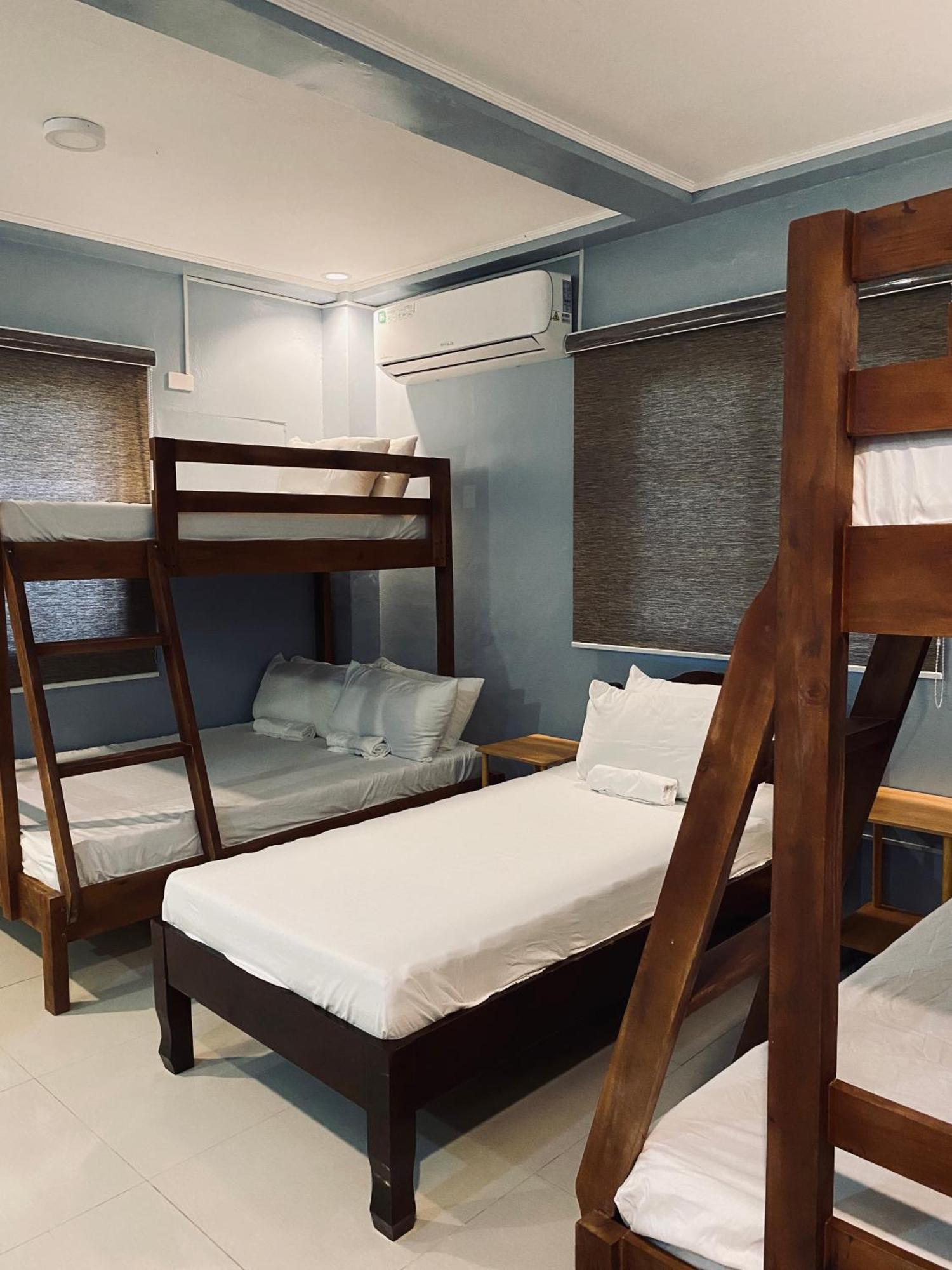 Lakayo Hillside Apartelle 산 후안 외부 사진
