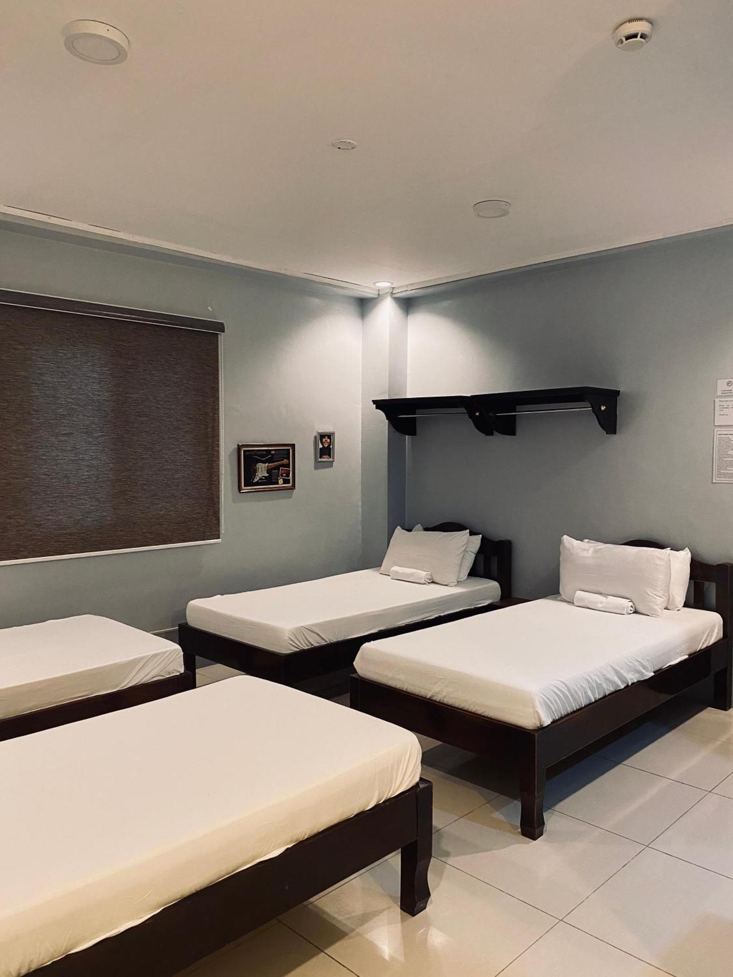 Lakayo Hillside Apartelle 산 후안 외부 사진