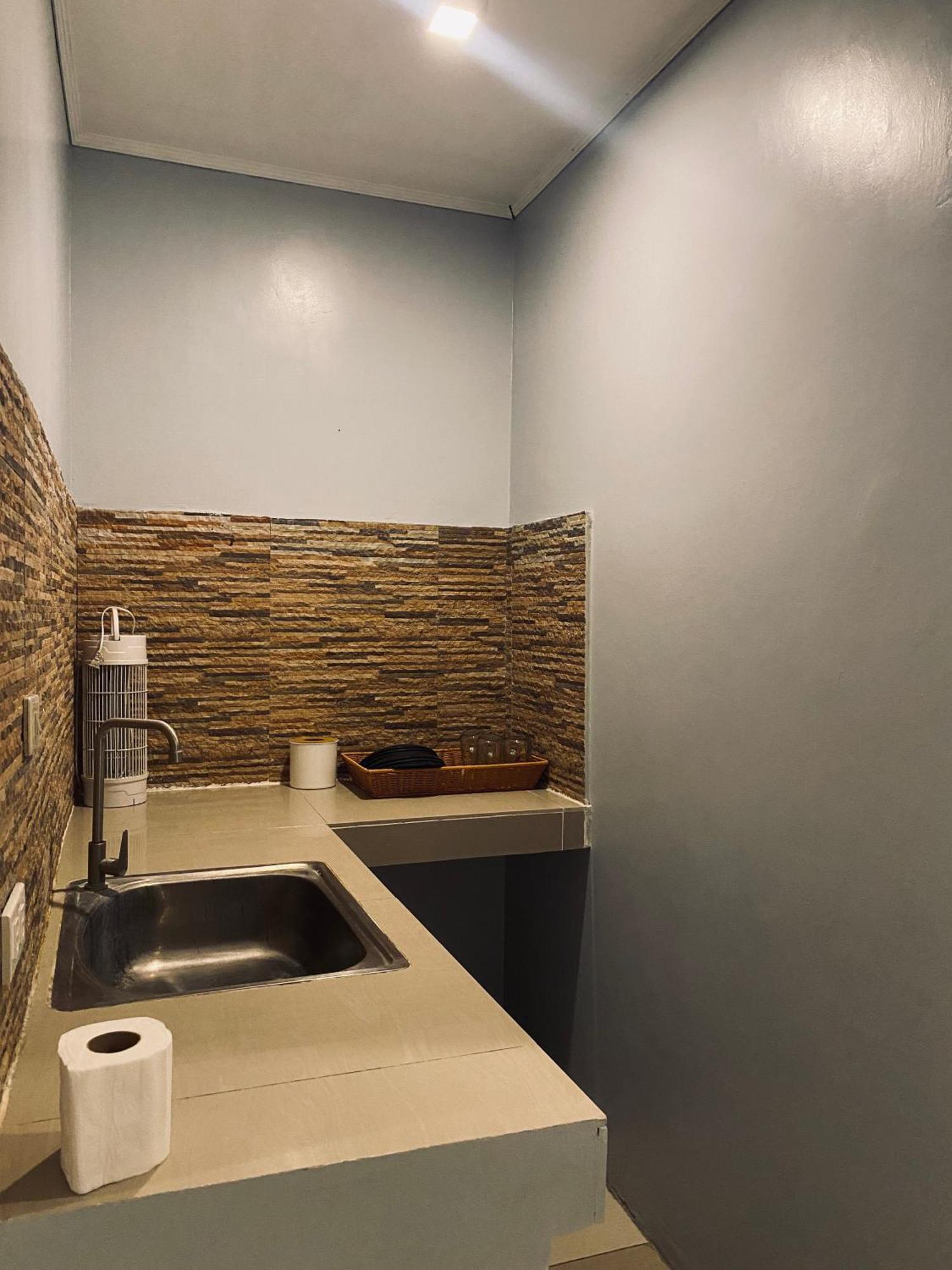 Lakayo Hillside Apartelle 산 후안 외부 사진